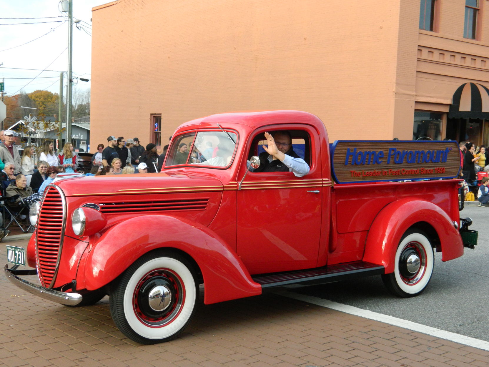Mooresville Christmas Parade (234).JPG